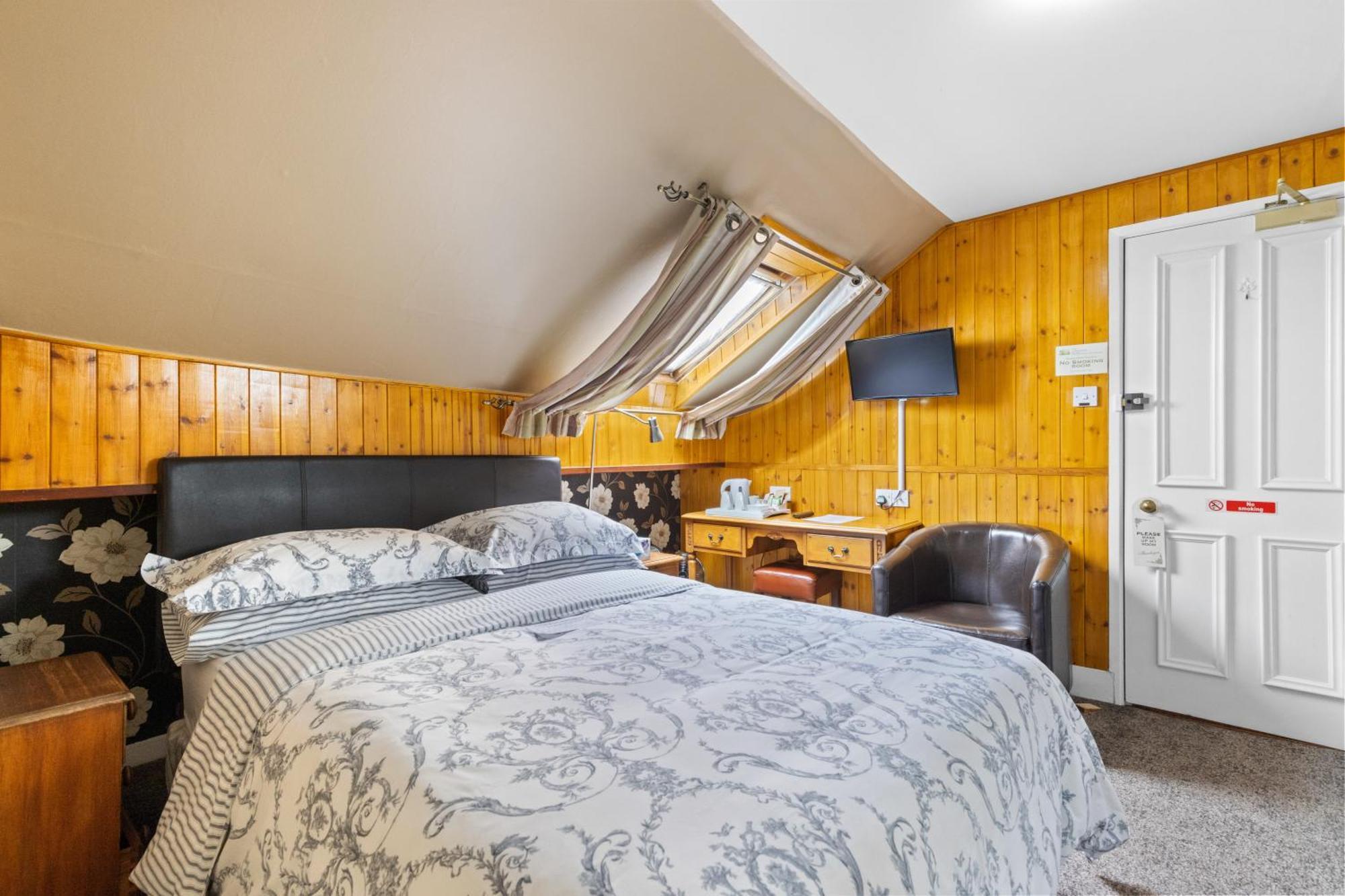 The Lansdowne Bed & Breakfast Лемингтън Спа Екстериор снимка